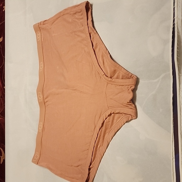 UGG Desiray Cheeky Boy Short and Bralette - Picture 2 of 8
